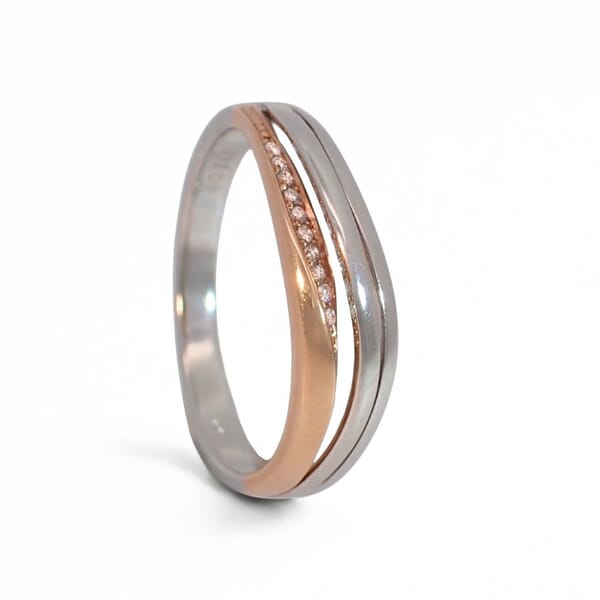 Diamantring med diamant 0,05ct i 14kt gull, tofarget - 5670005